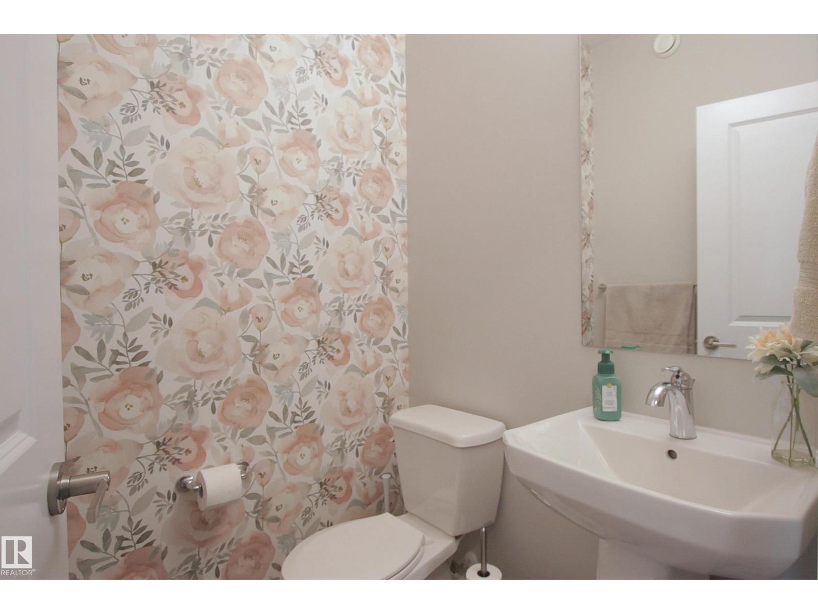 9932 223 St Nw Property Photo 18