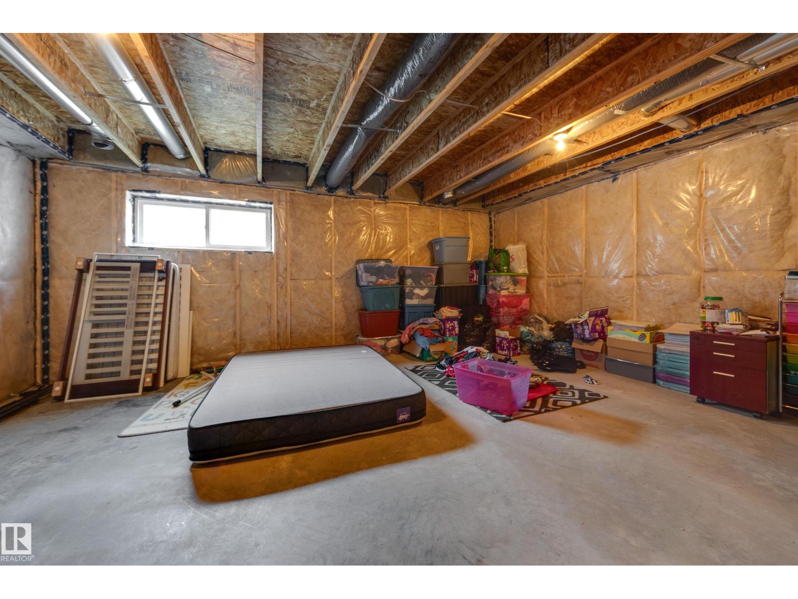 9932 223 St Nw Property Photo 34