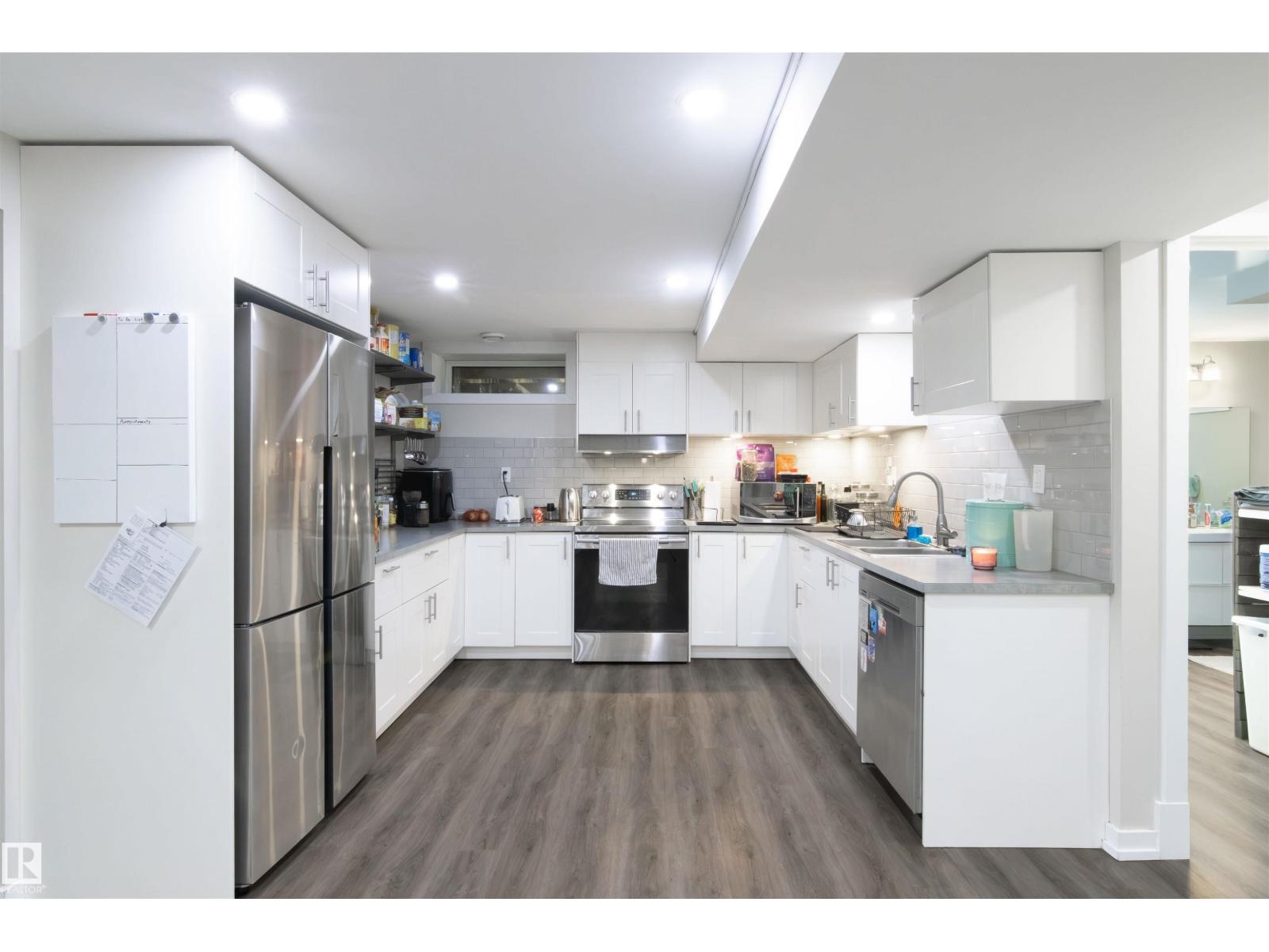 7115 39a Av Nw Property Photo 27