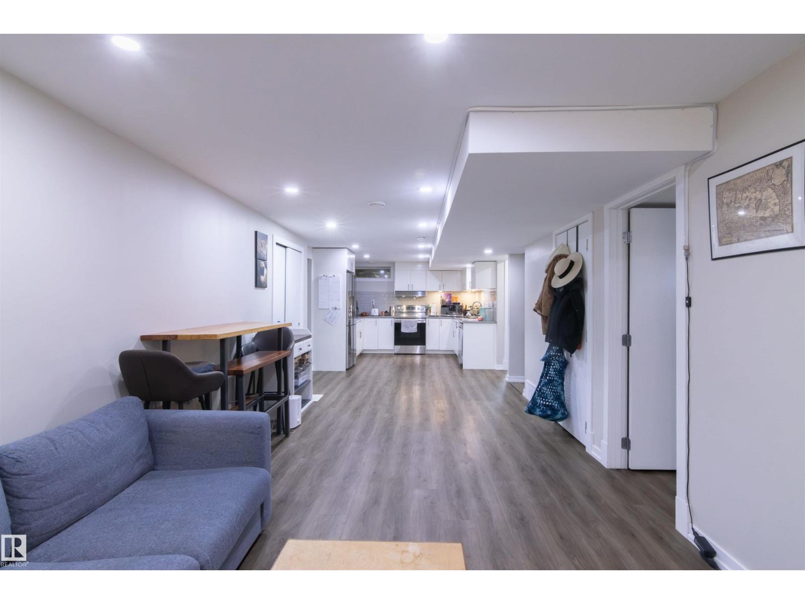 7115 39a Av Nw Property Photo 28