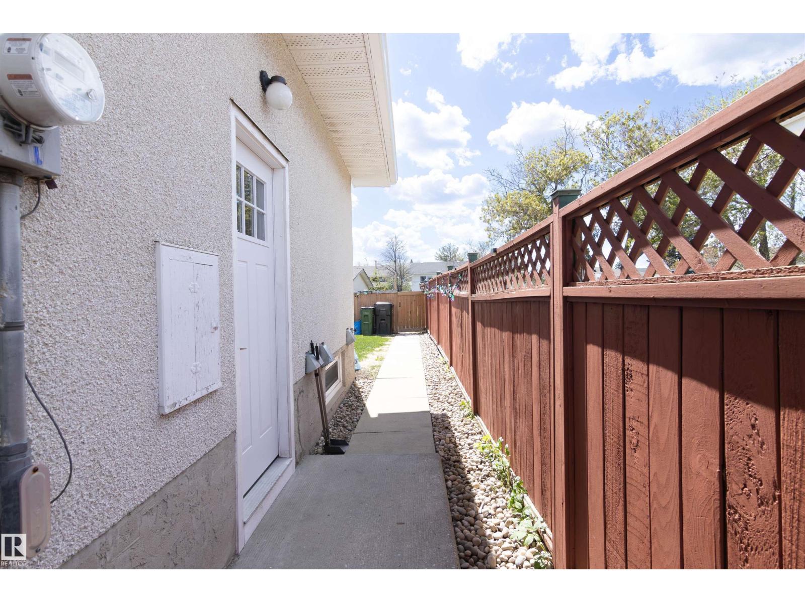 7115 39a Av Nw Property Photo 40