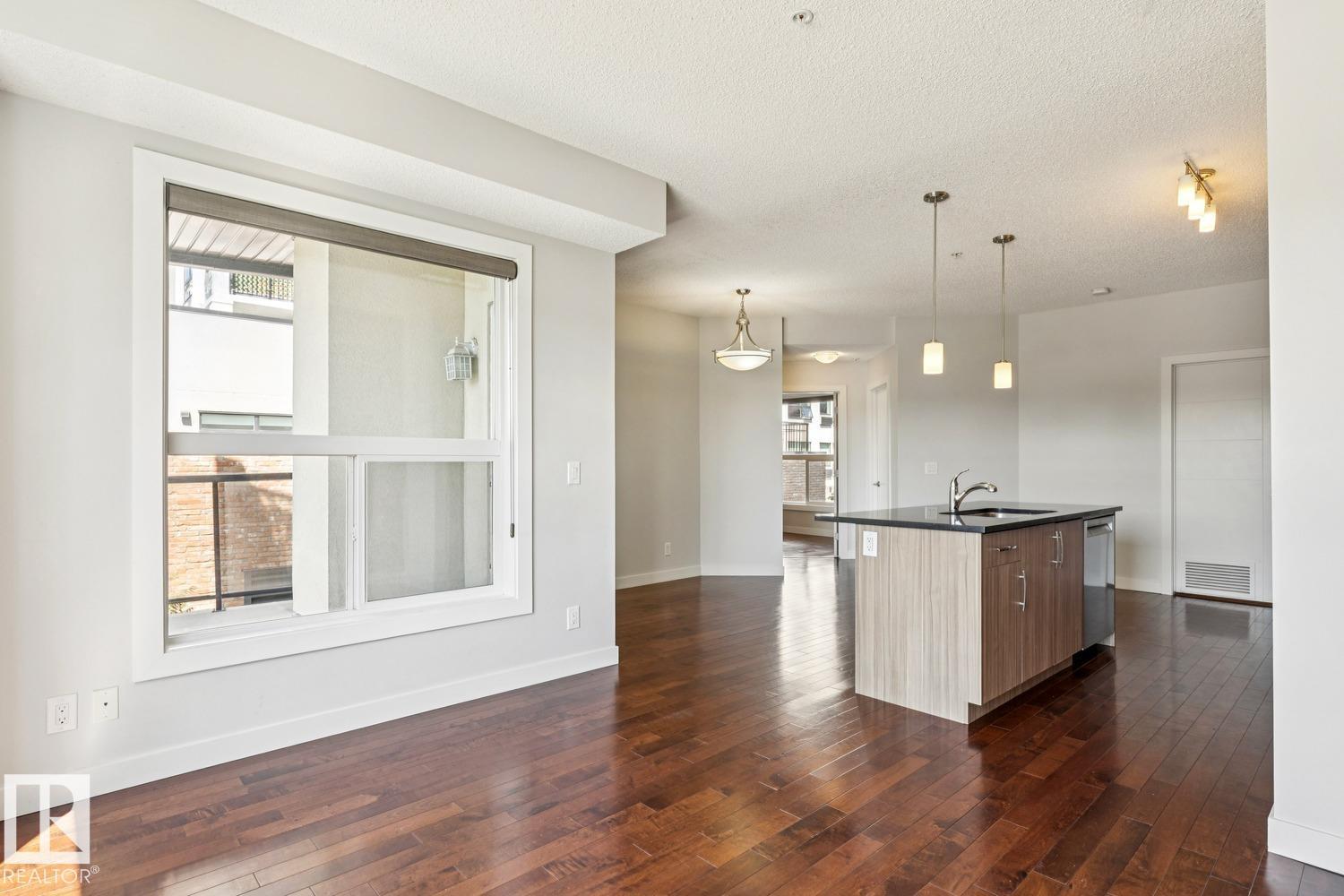 #217 10523 123 St Nw Property Photo 9