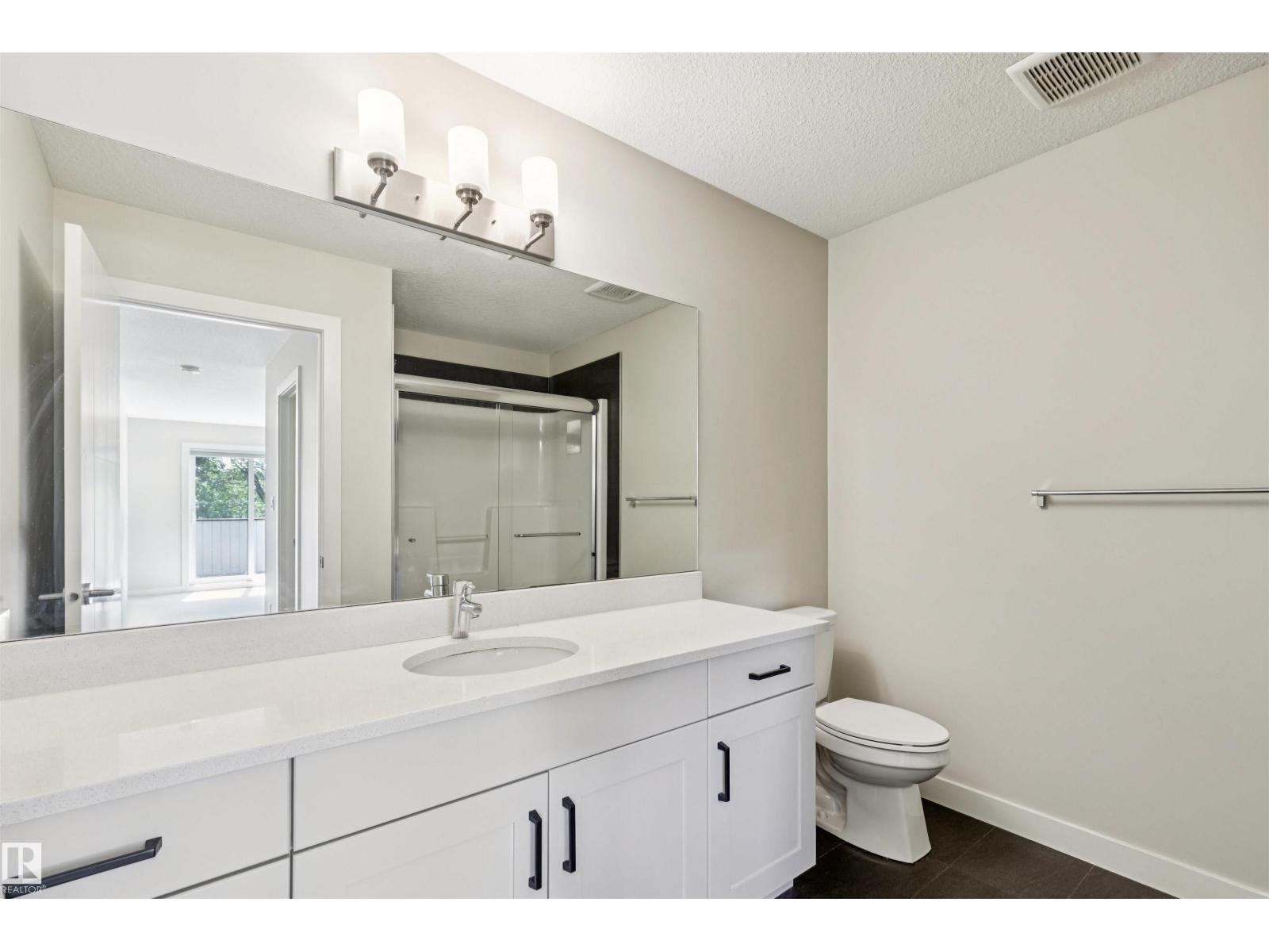 #217 10523 123 St Nw Property Photo 17