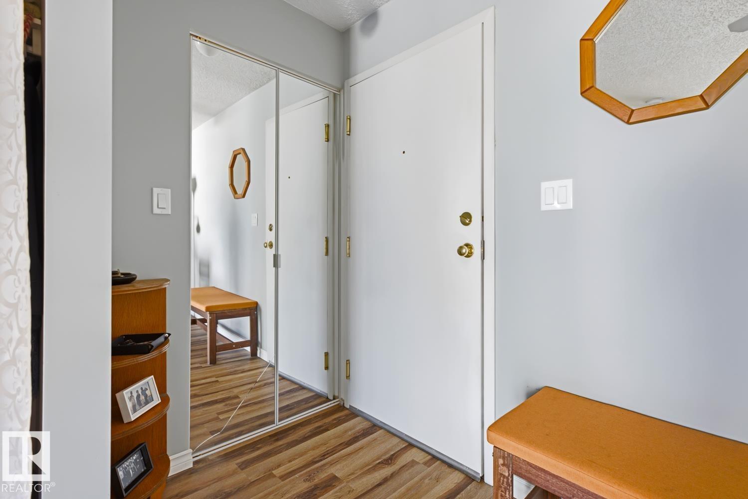 #428 2520 50 St Nw Property Photo 4