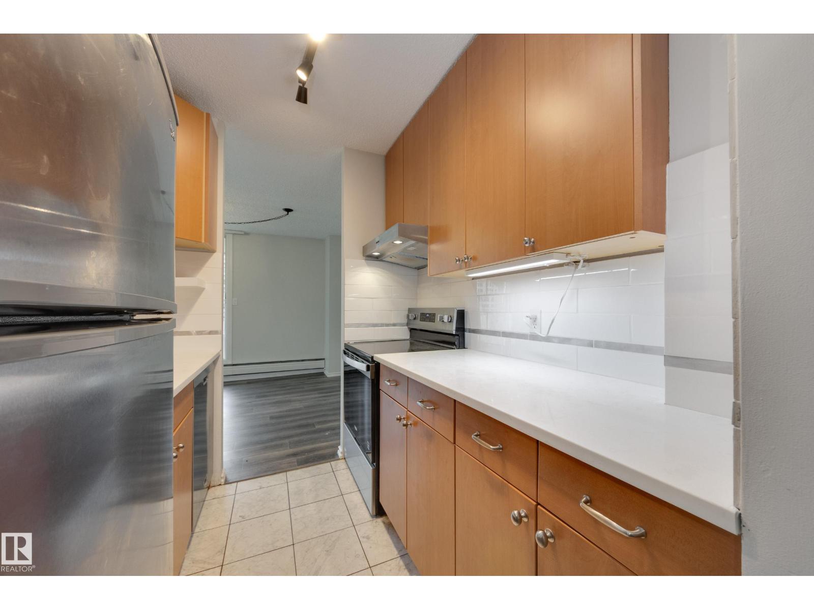 #1001 9909 110 St Nw Property Photo 6