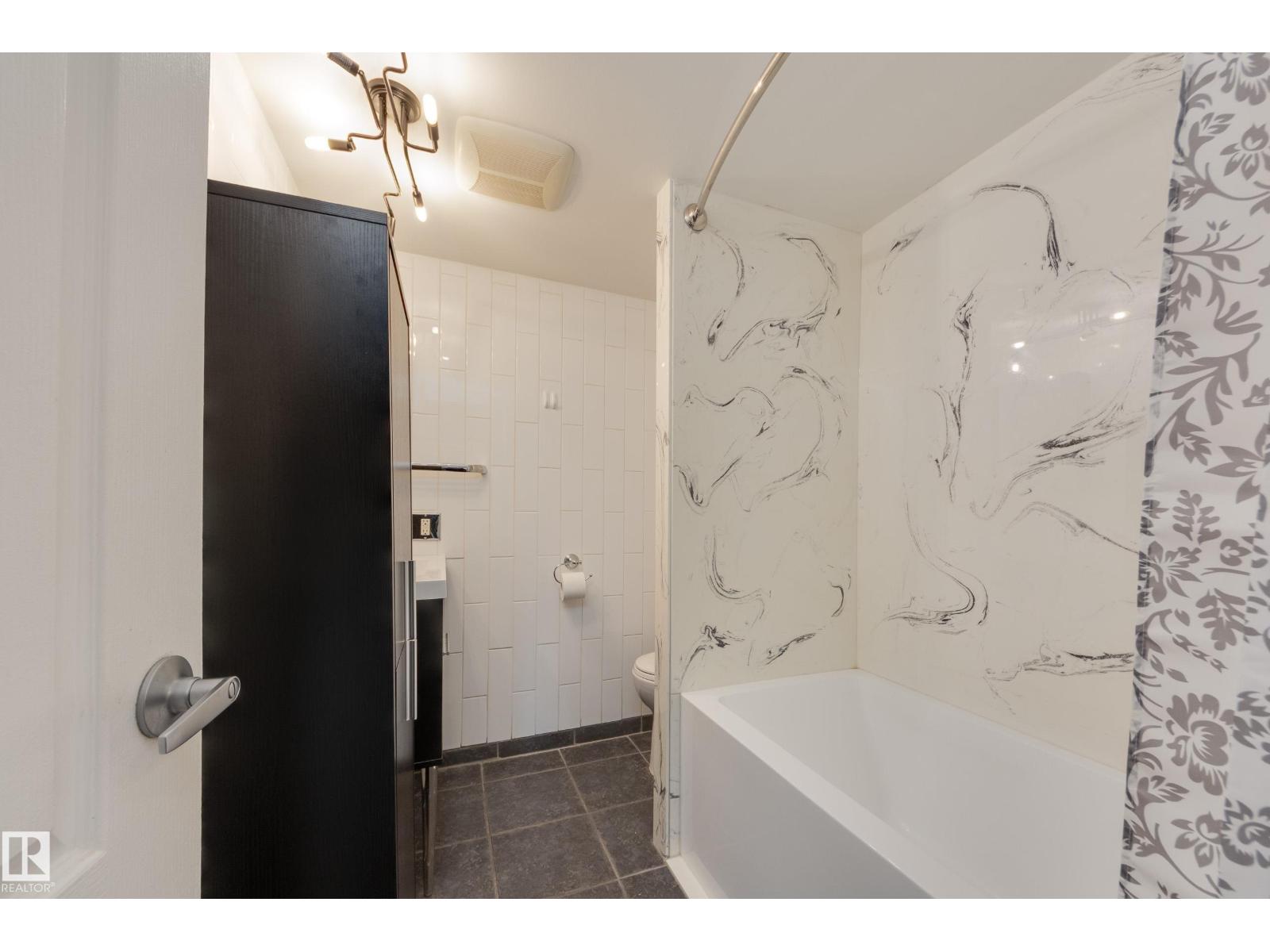 #1001 9909 110 St Nw Property Photo 29