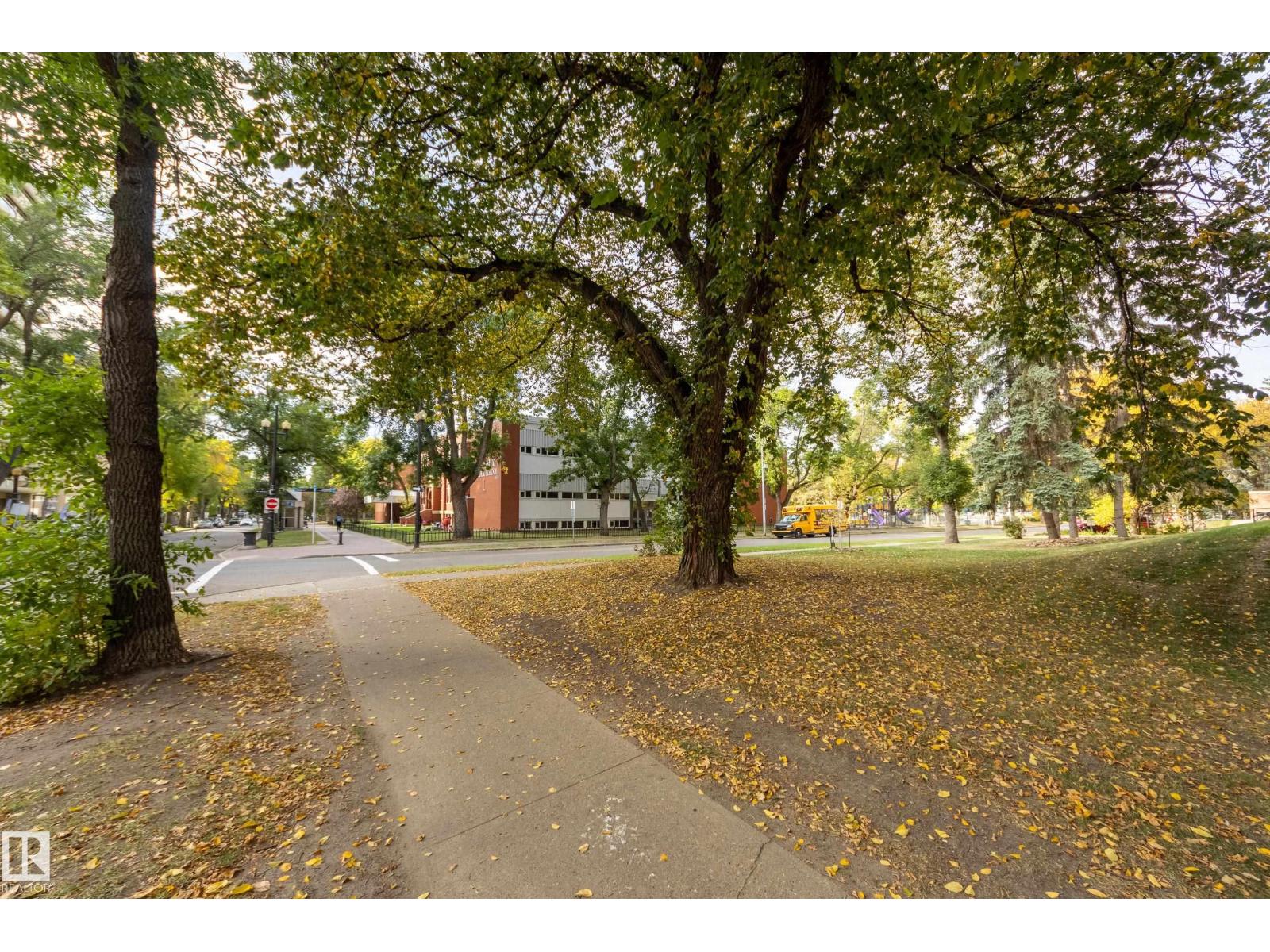 #1001 9909 110 St Nw Property Photo 44