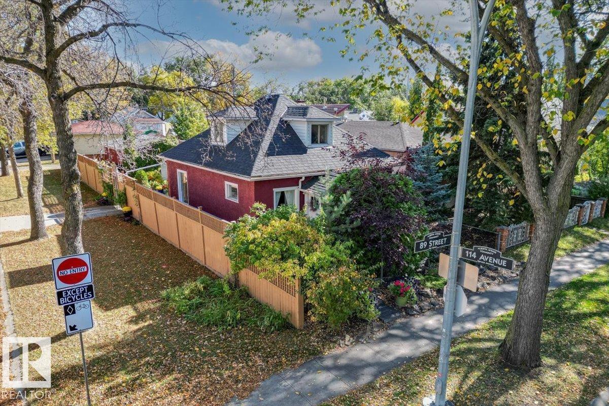 11347 89 St Nw Property Photo 7