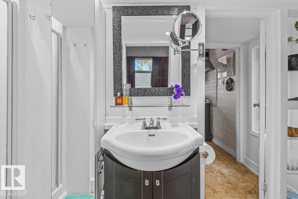 11347 89 St Nw Property Photo 26