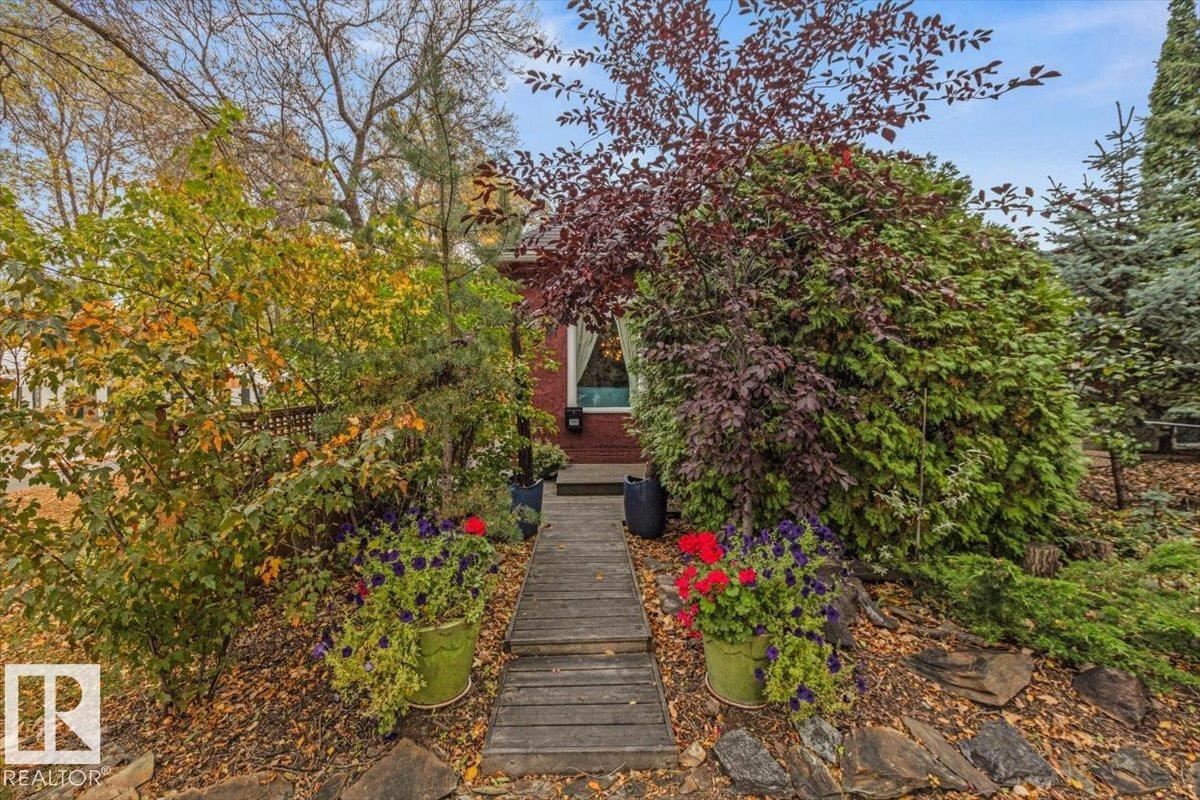 11347 89 St Nw Property Photo 29