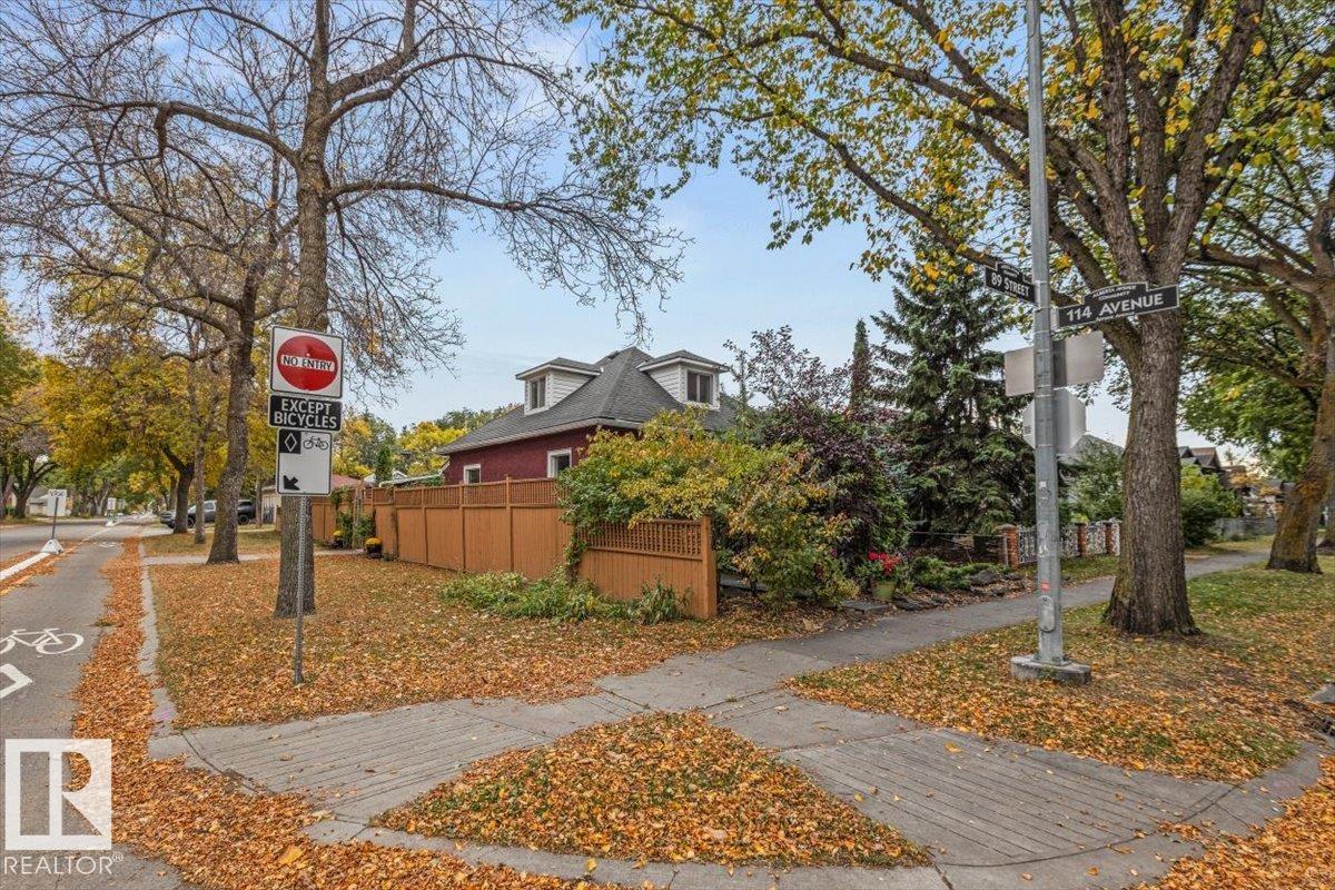 11347 89 St Nw Property Photo 30