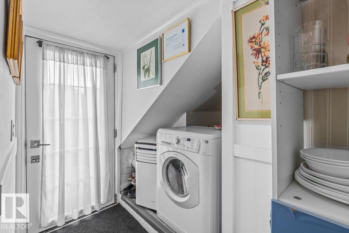 11347 89 St Nw Property Photo 38