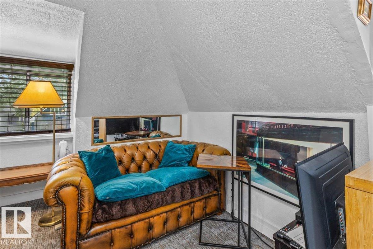 11347 89 St Nw Property Photo 42