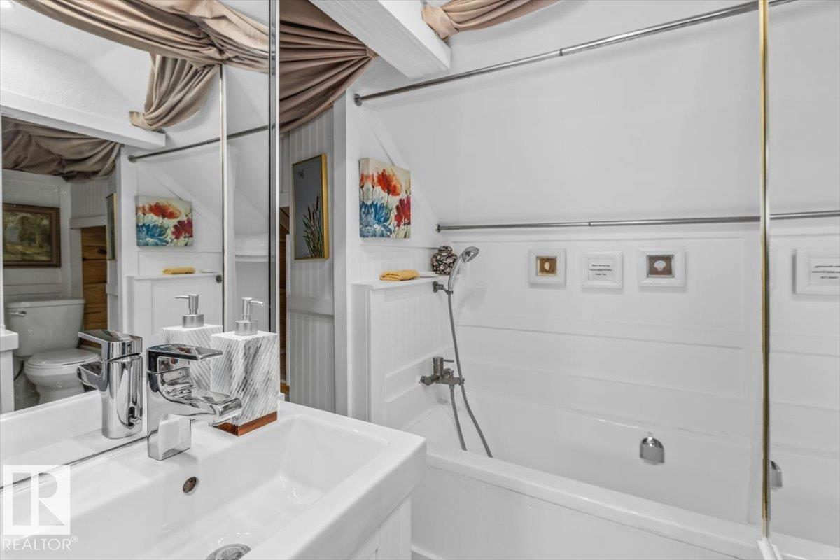 11347 89 St Nw Property Photo 44