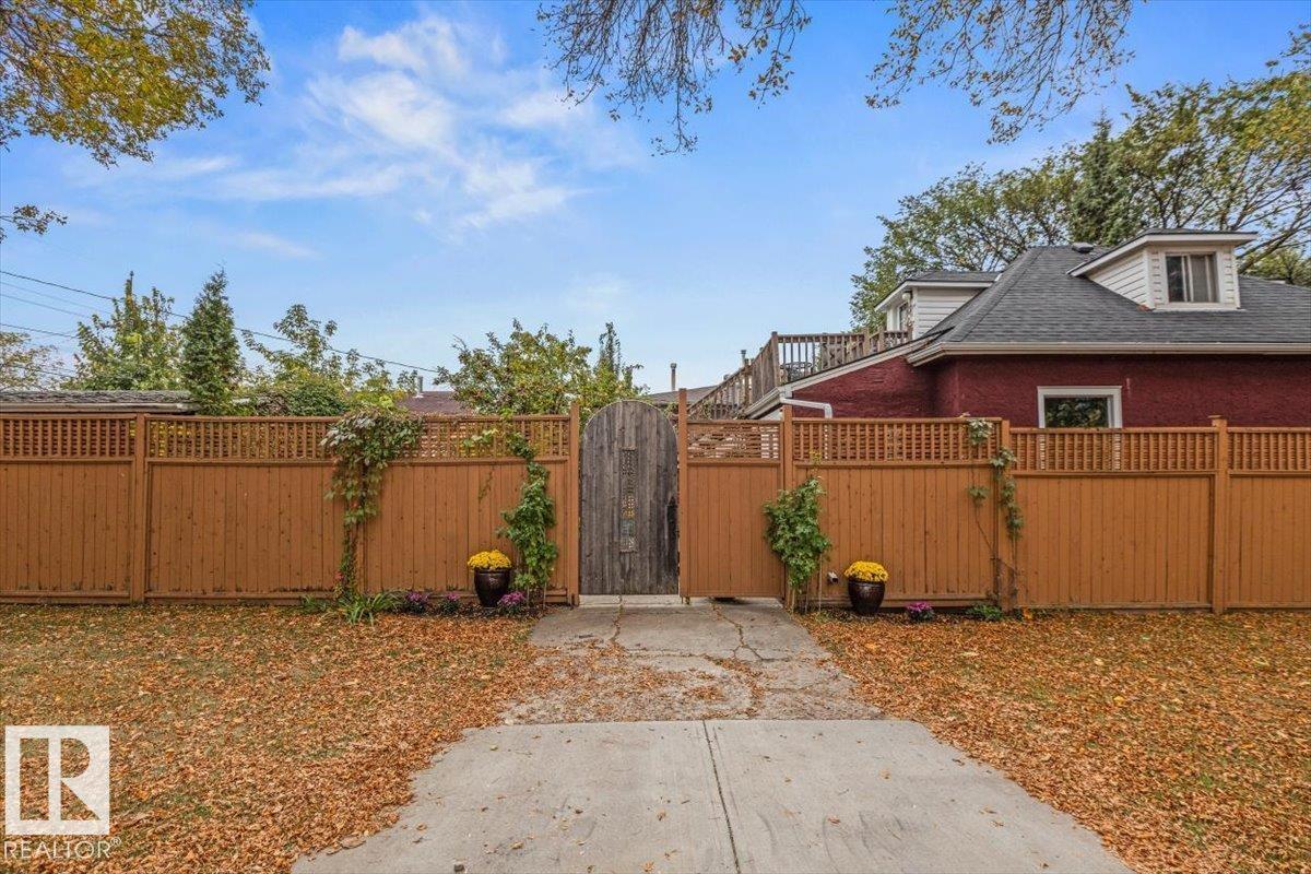 11347 89 St Nw Property Photo 47