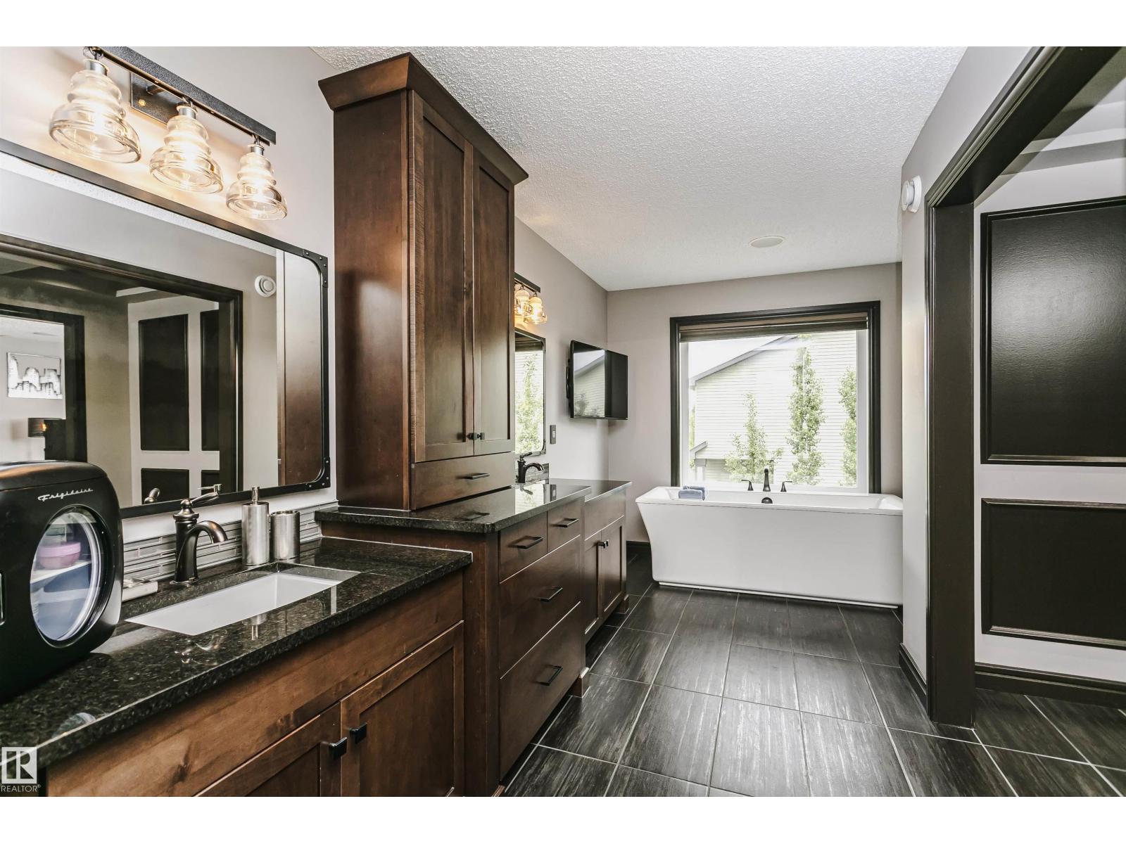 721 178a St Sw Property Photo 40