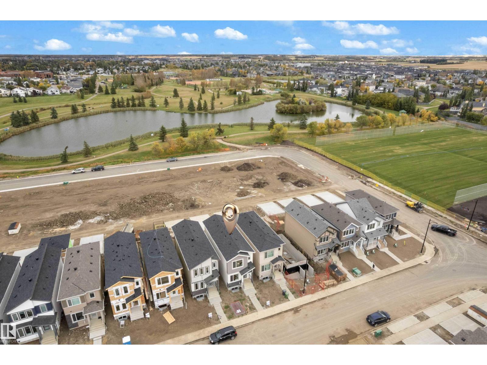 4213 63 St Property Photo 2