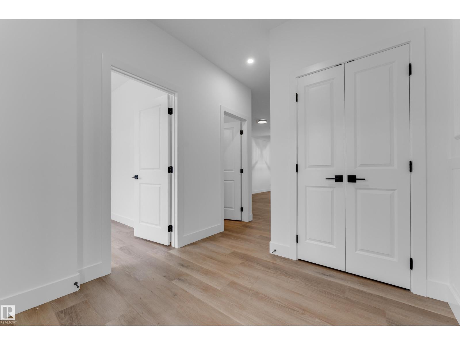 4213 63 St Property Photo 4