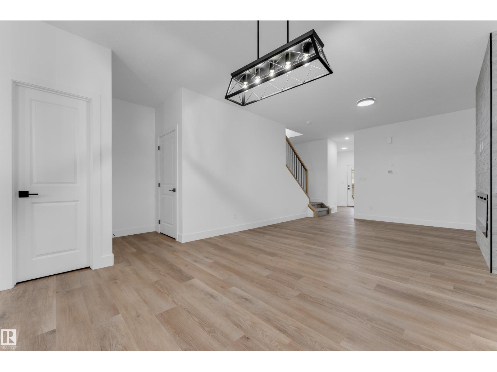 4213 63 St Property Photo 10