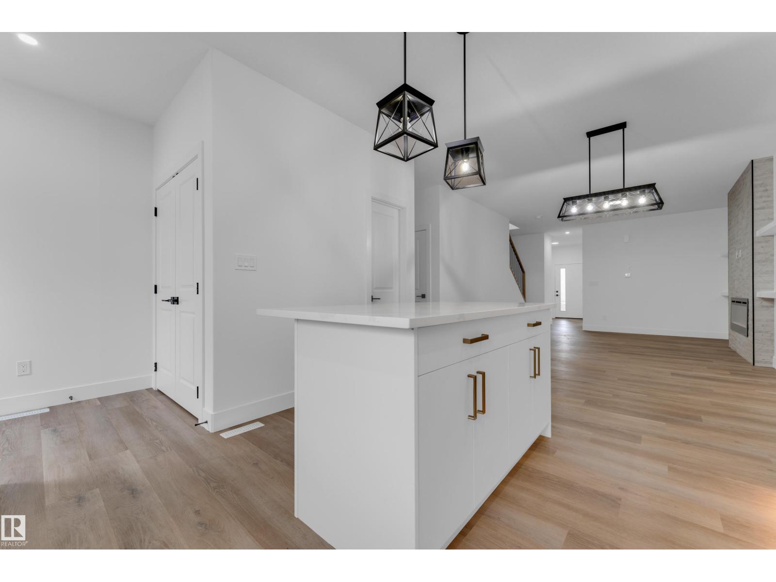 4213 63 St Property Photo 16