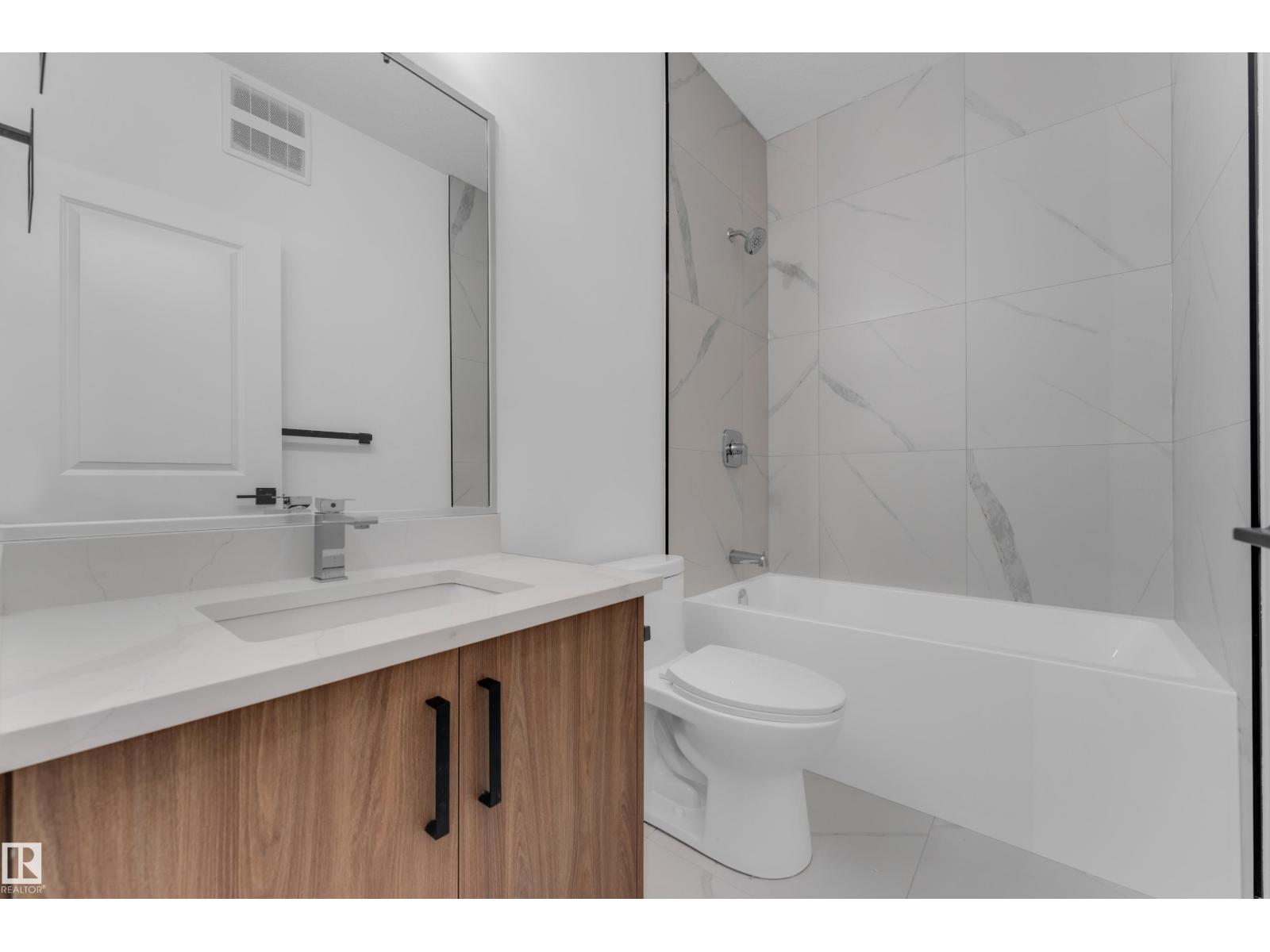 4213 63 St Property Photo 27