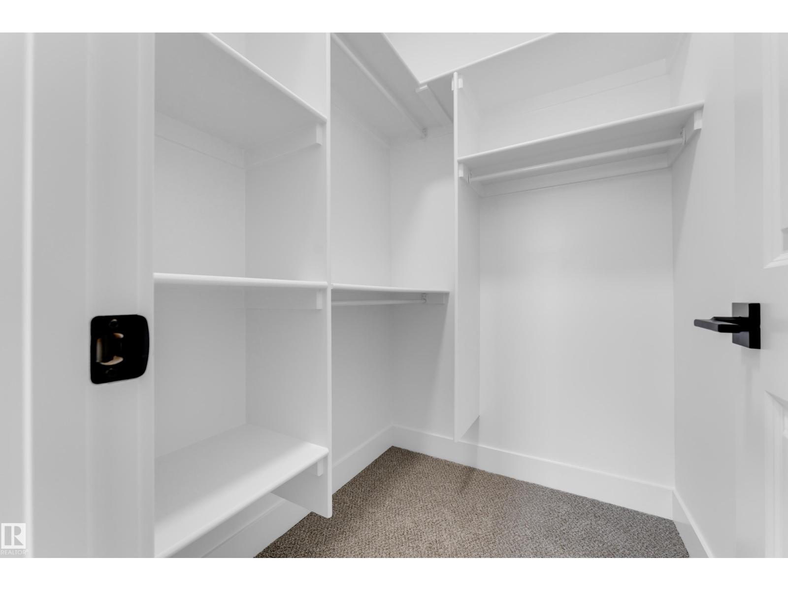 4213 63 St Property Photo 33