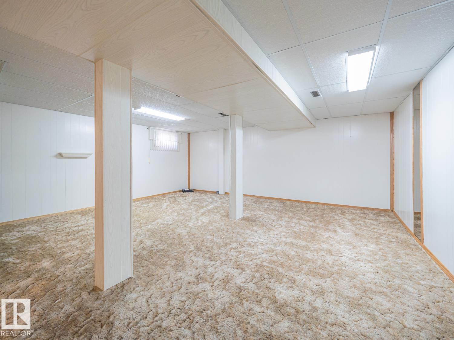 5320 54 St Property Photo 16