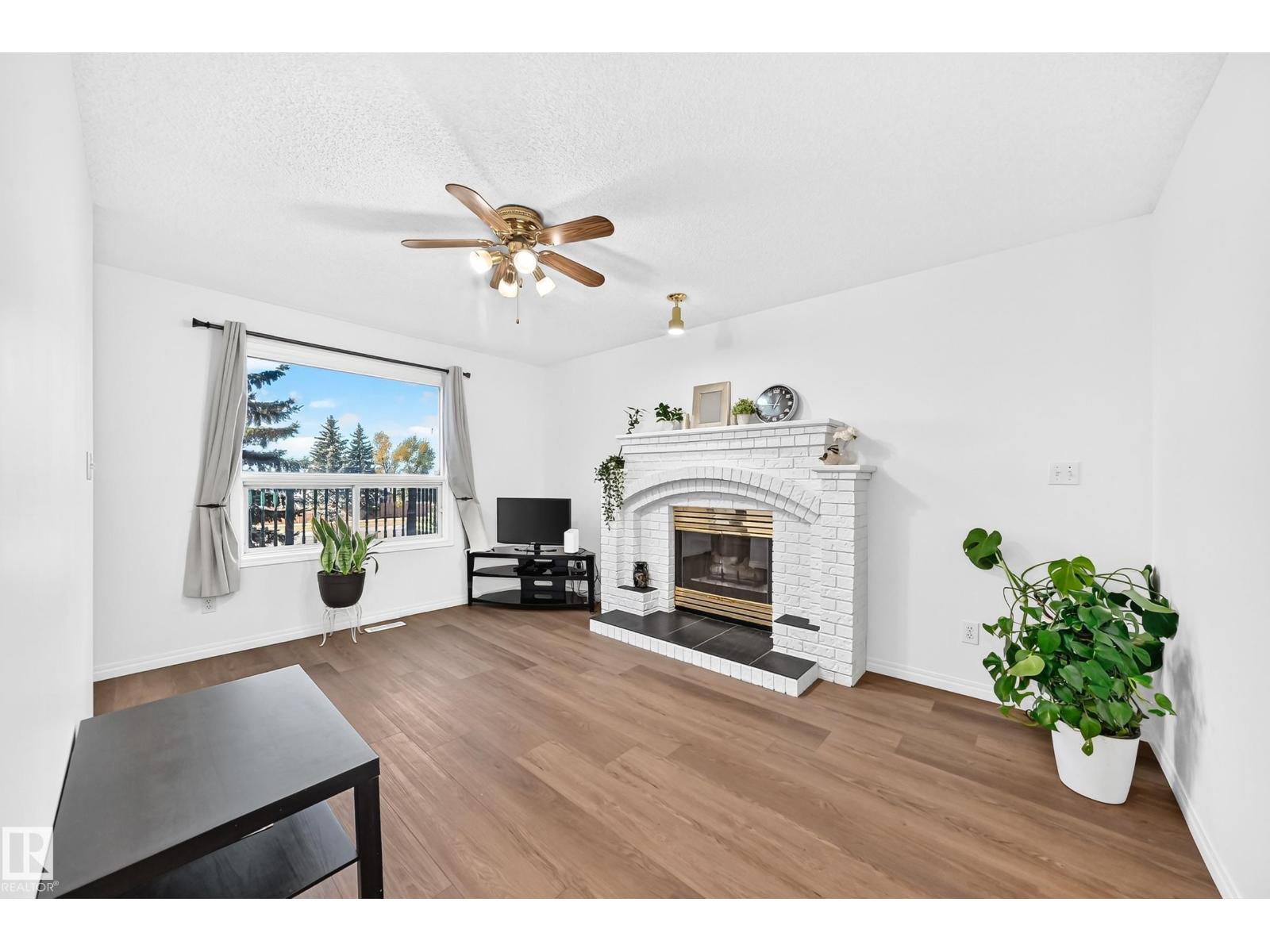 4424 33 St Nw Property Photo 17