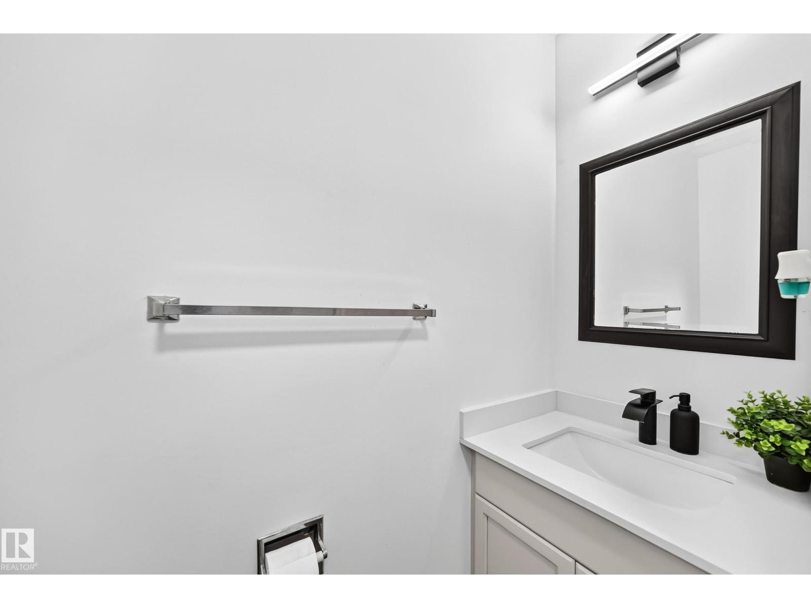 4424 33 St Nw Property Photo 20