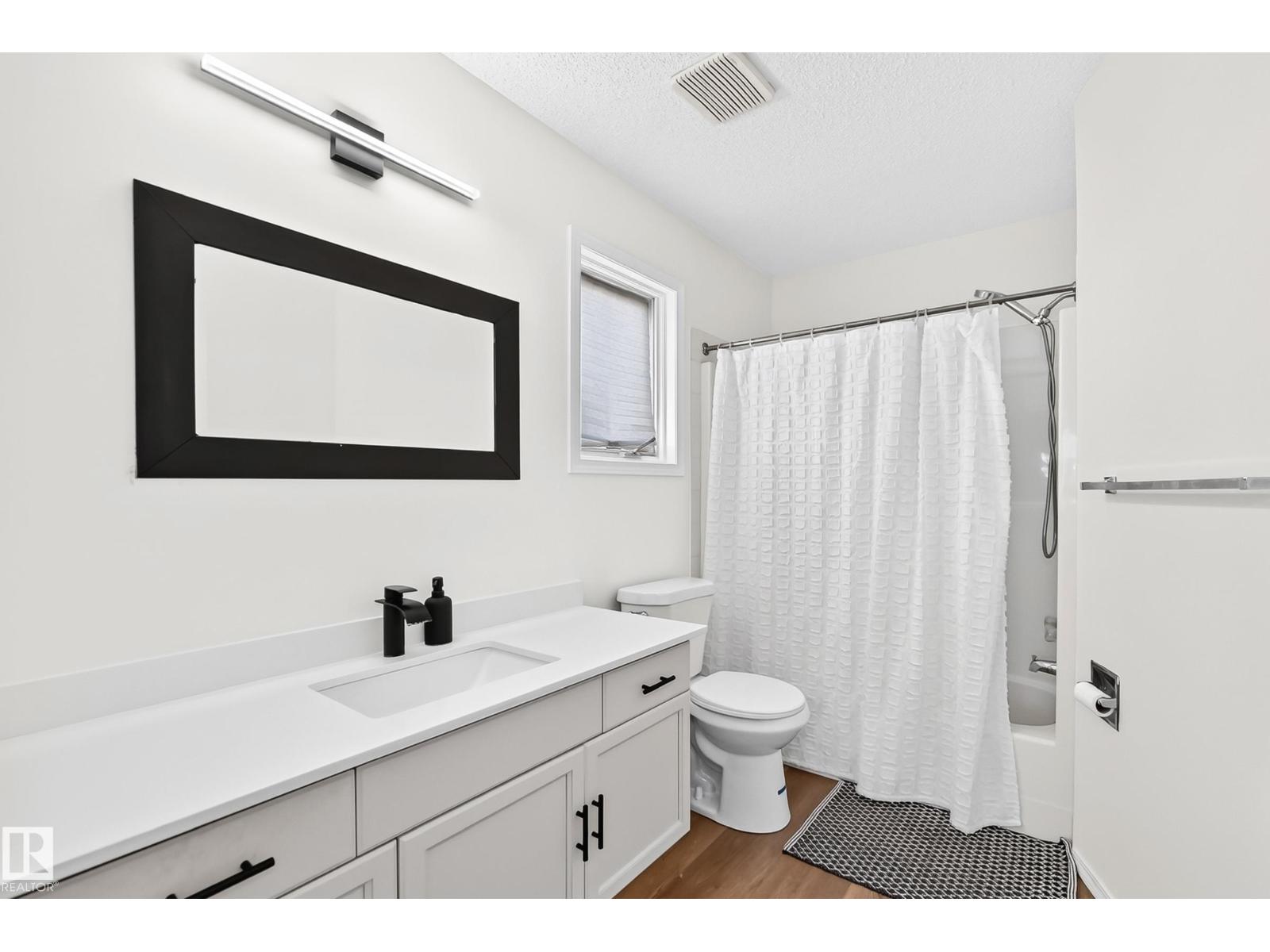 4424 33 St Nw Property Photo 29