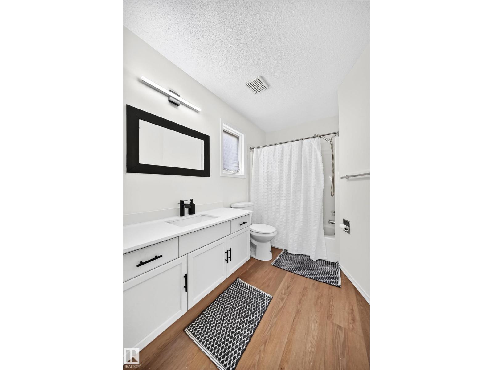 4424 33 St Nw Property Photo 30