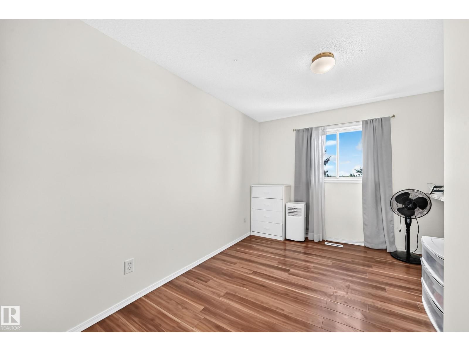 4424 33 St Nw Property Photo 35