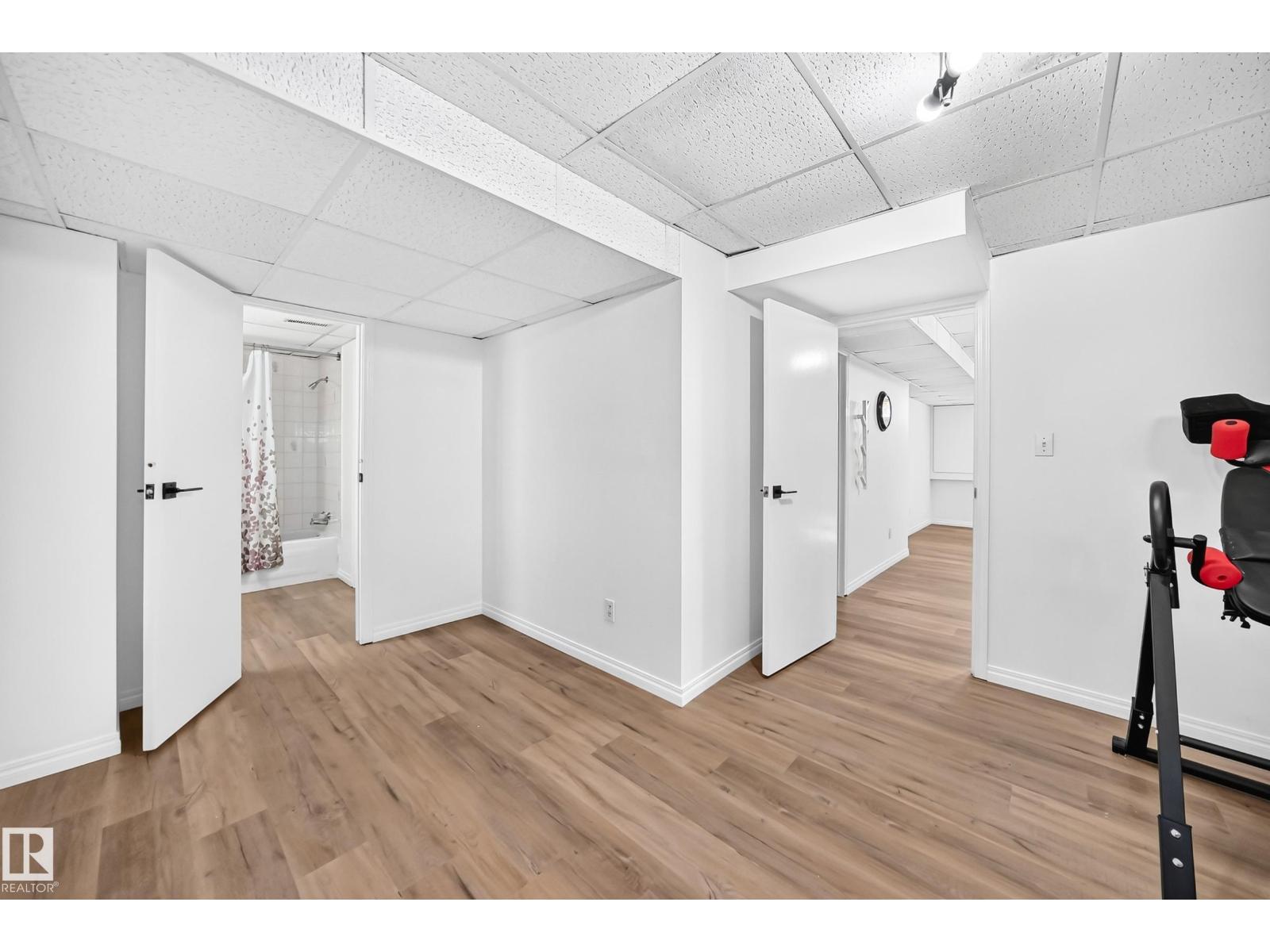 4424 33 St Nw Property Photo 45