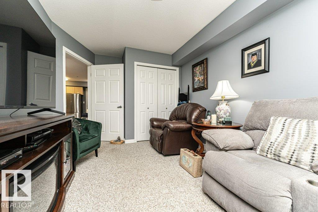 #233 8802 Southfort Dr Property Photo 25