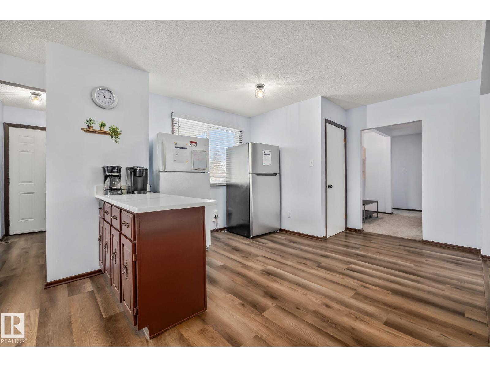 8812 135 Av Nw Property Photo 17