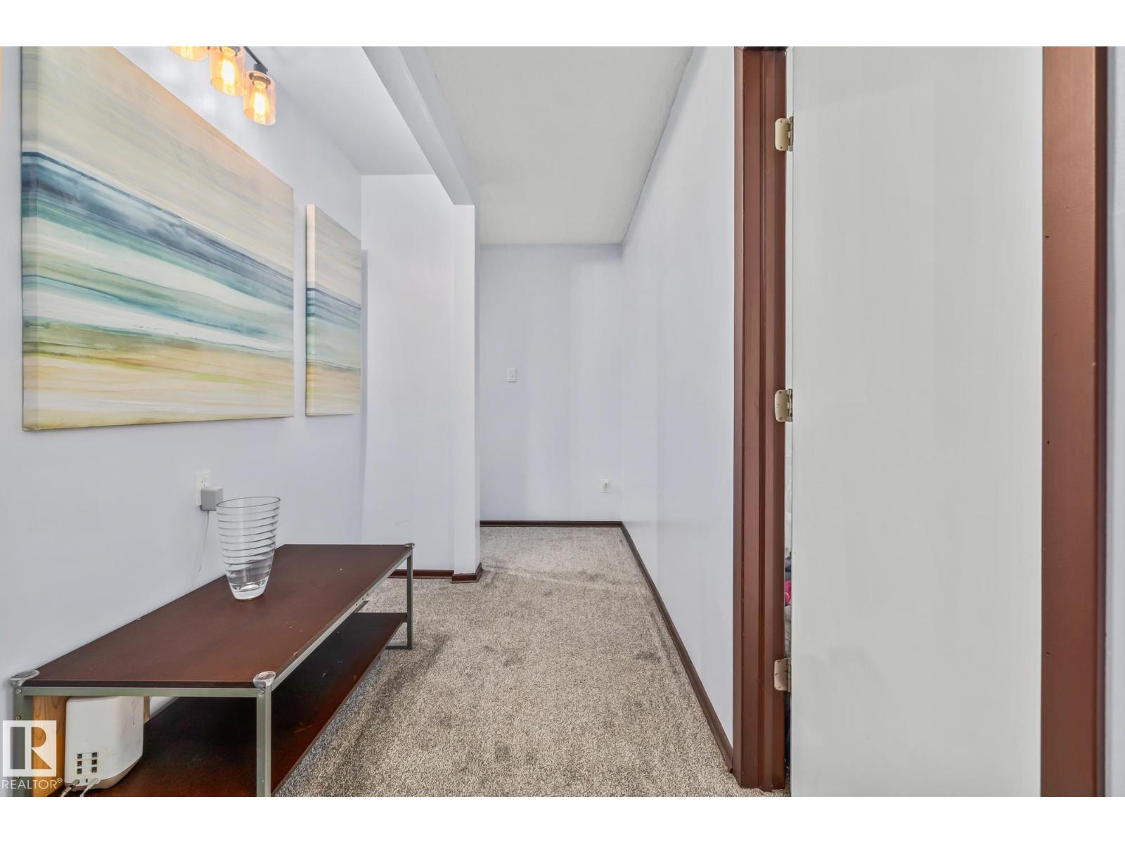 8812 135 Av Nw Property Photo 22