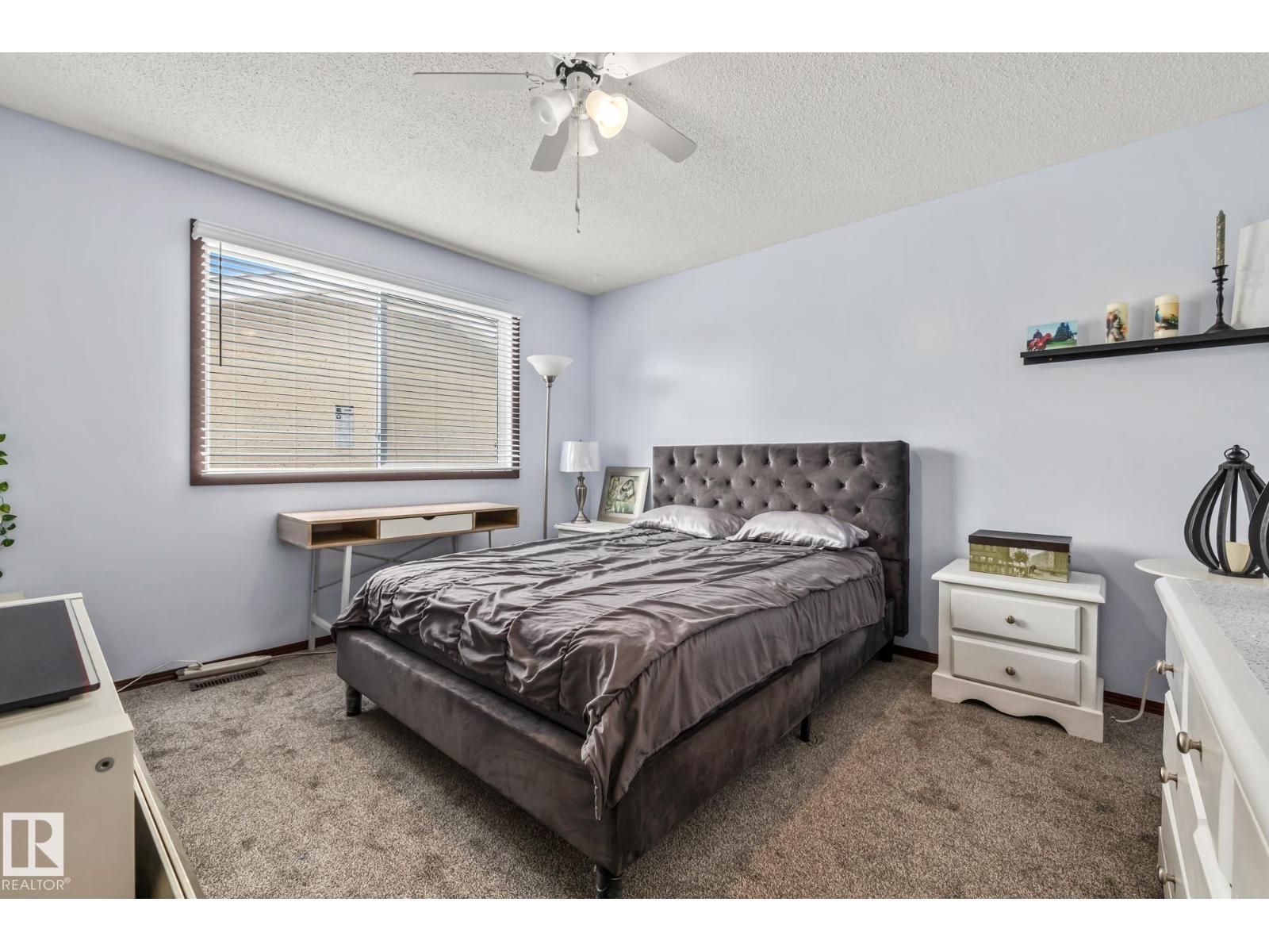8812 135 Av Nw Property Photo 29