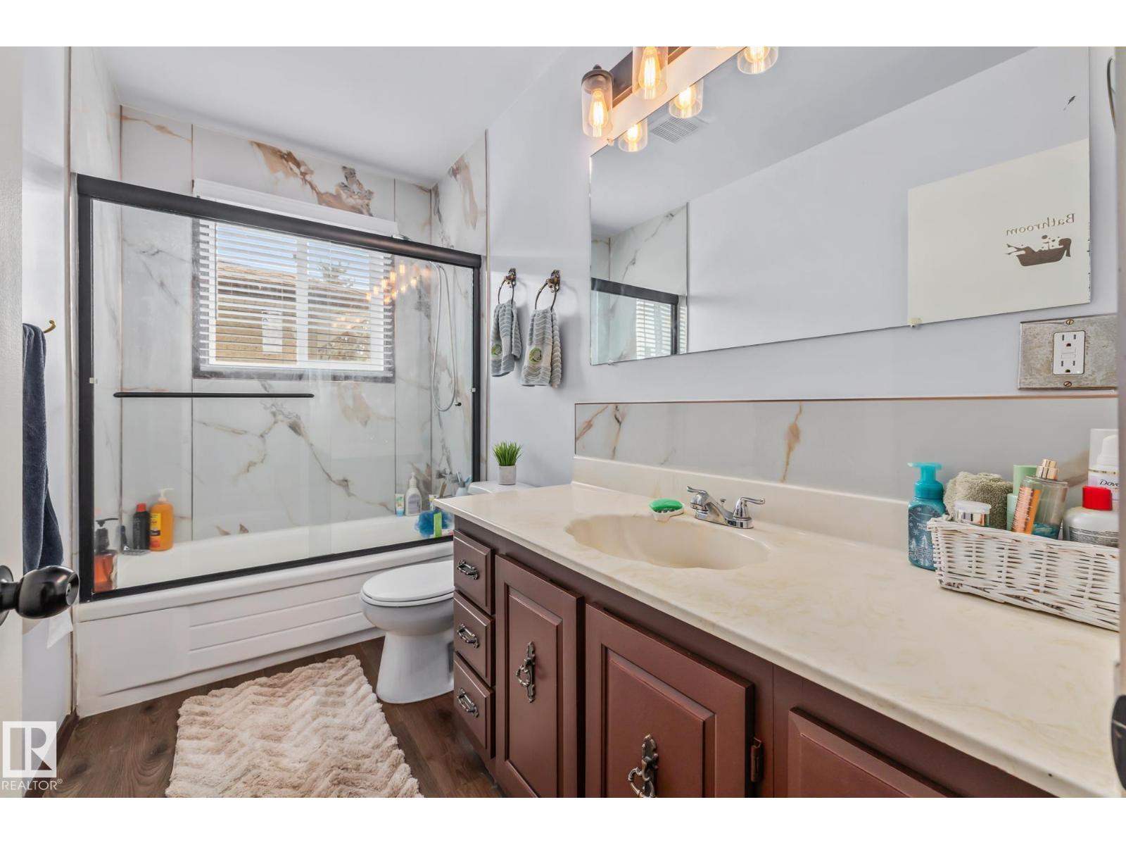 8812 135 Av Nw Property Photo 30
