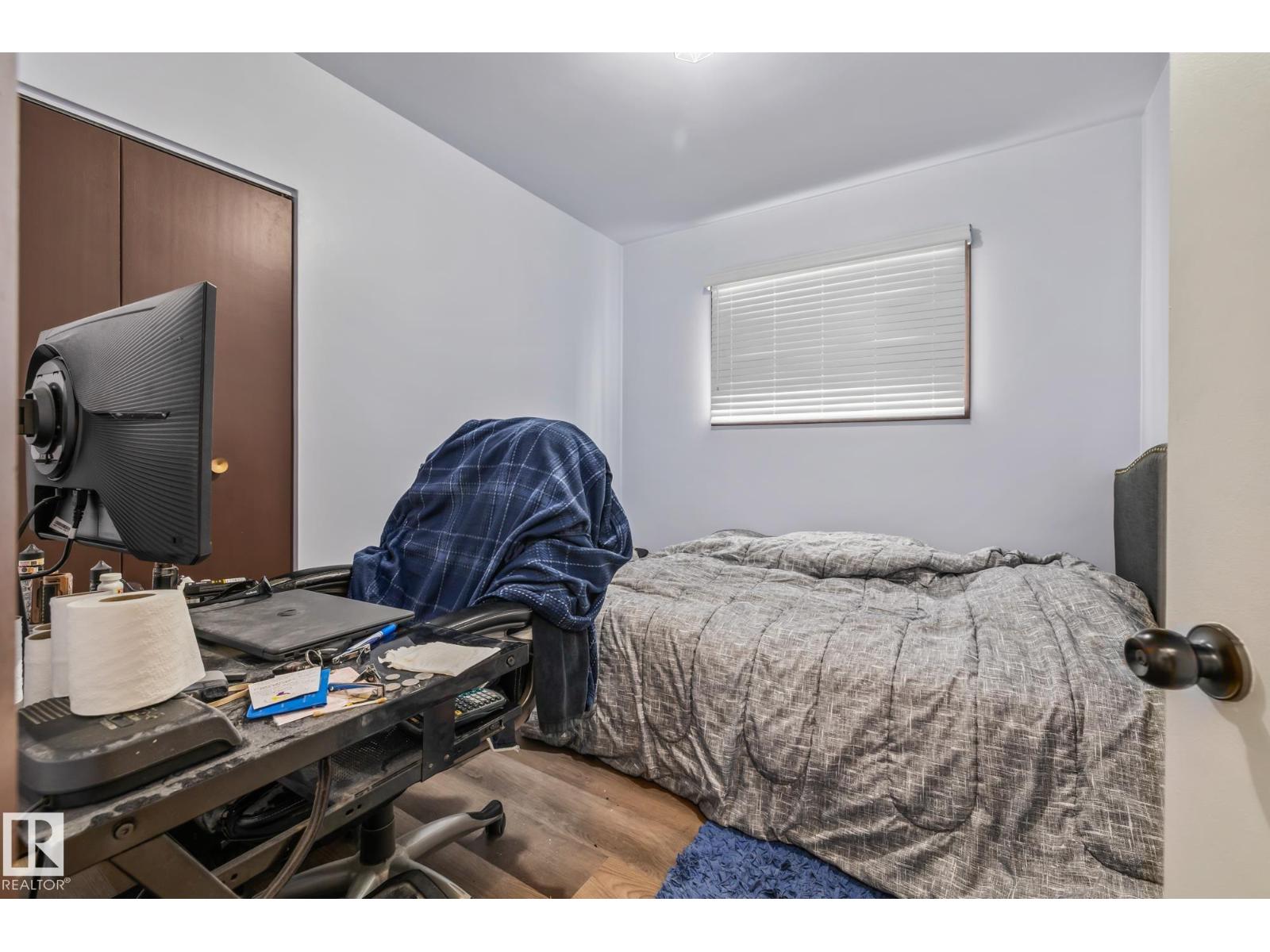 8812 135 Av Nw Property Photo 31