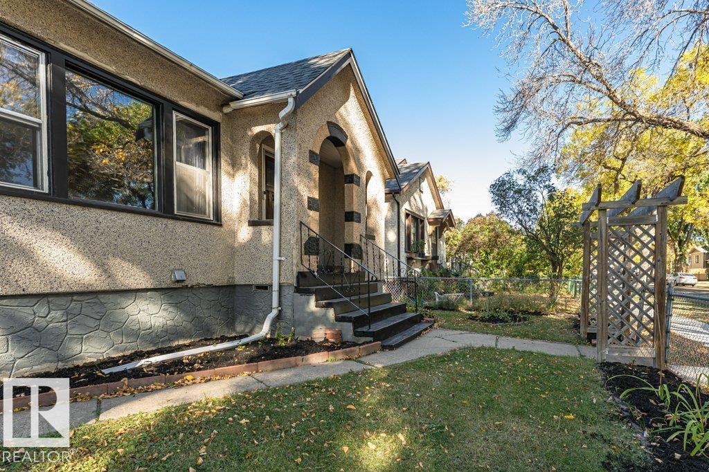 11910 94 St Nw Property Photo 6