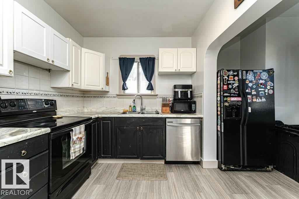 11910 94 St Nw Property Photo 17