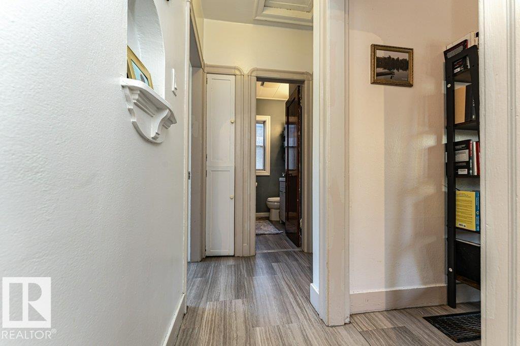 11910 94 St Nw Property Photo 20