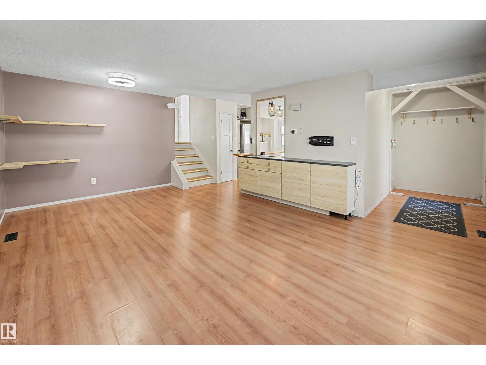 3211 71 St Nw Property Photo 14