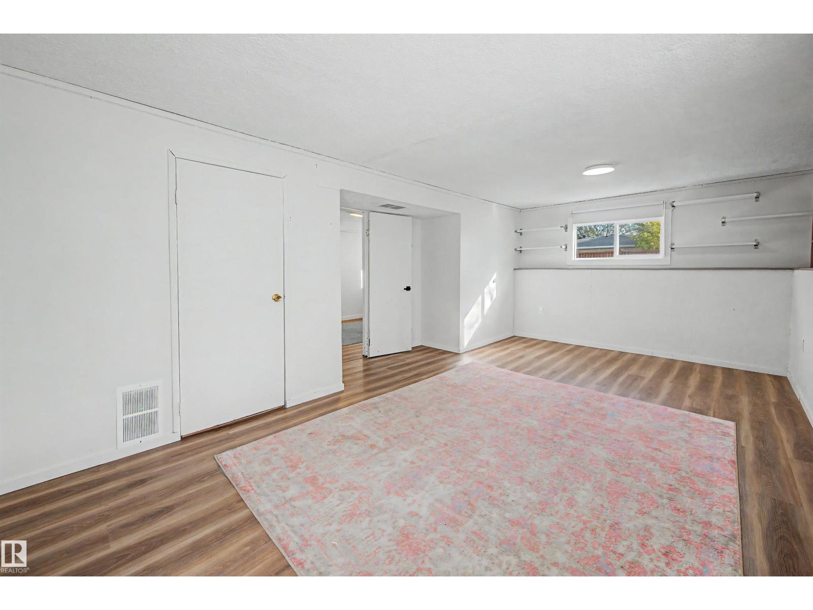 3211 71 St Nw Property Photo 27