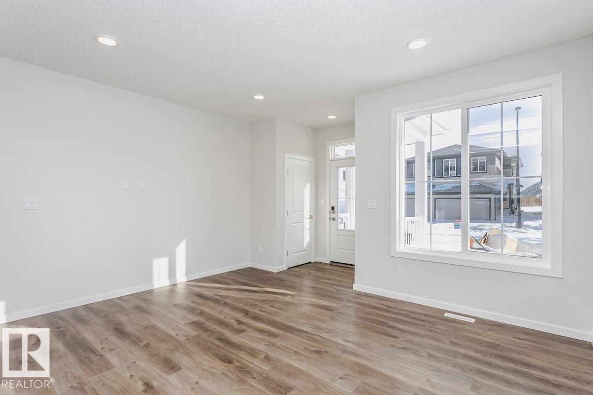 416 26 St Sw Property Photo 9