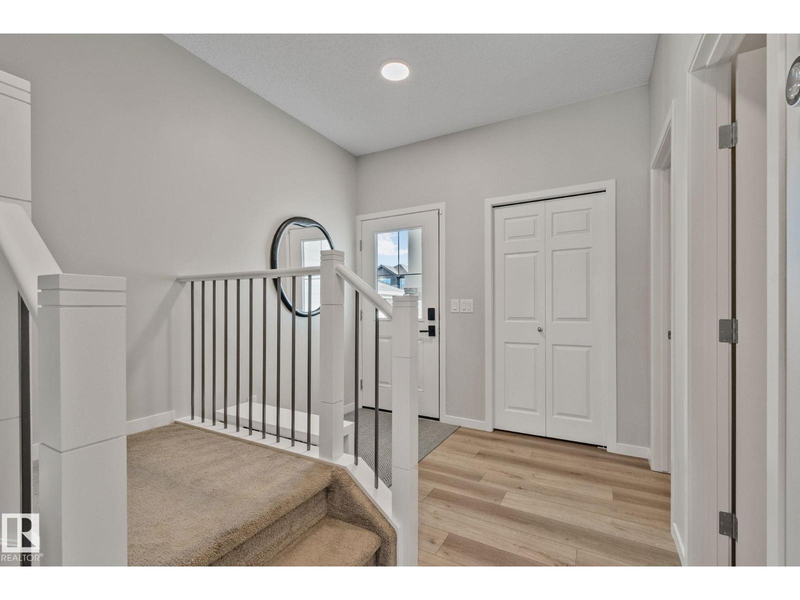 19 Meadowbrook Wy Property Photo 2