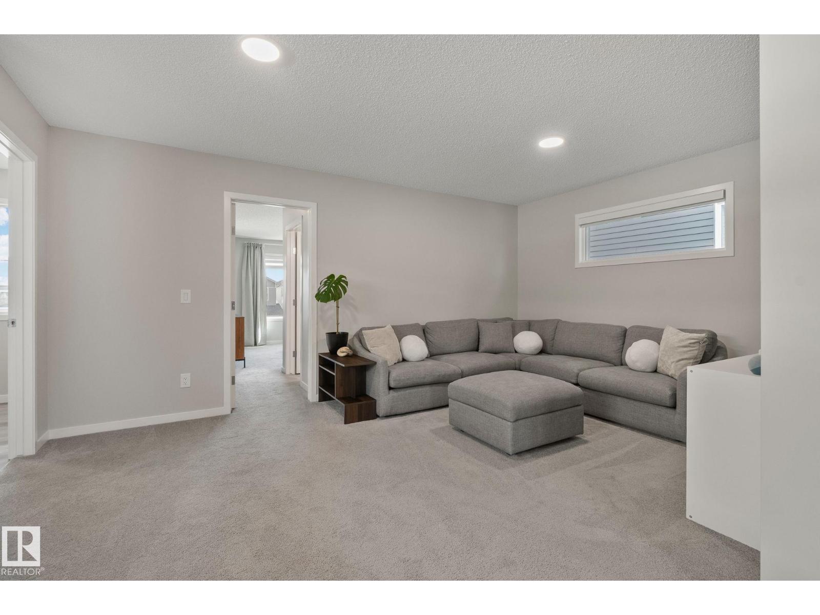 19 Meadowbrook Wy Property Photo 15