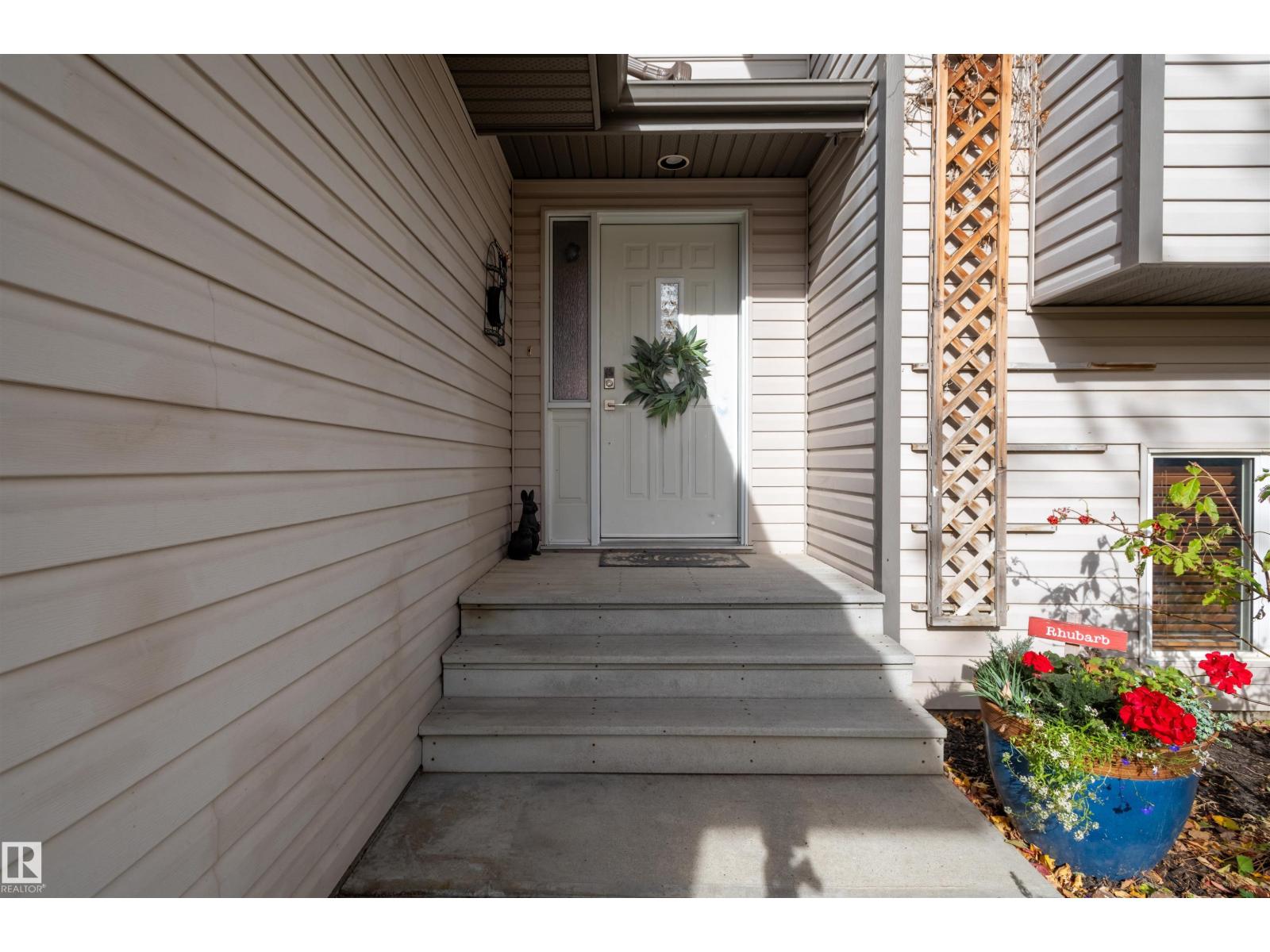 4909 57 Av Property Photo 6