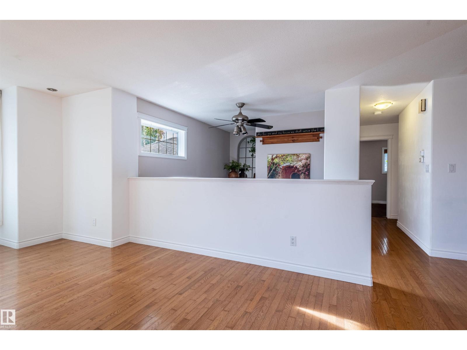4909 57 Av Property Photo 10