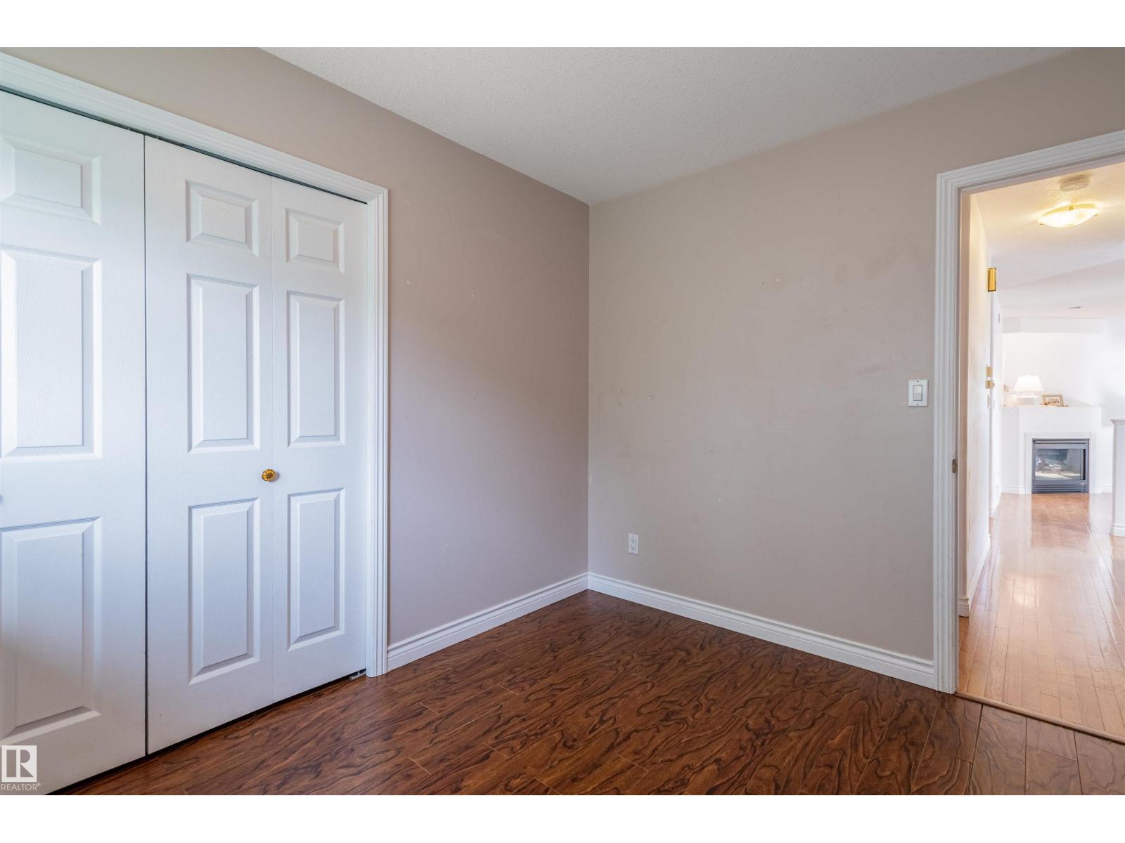 4909 57 Av Property Photo 35